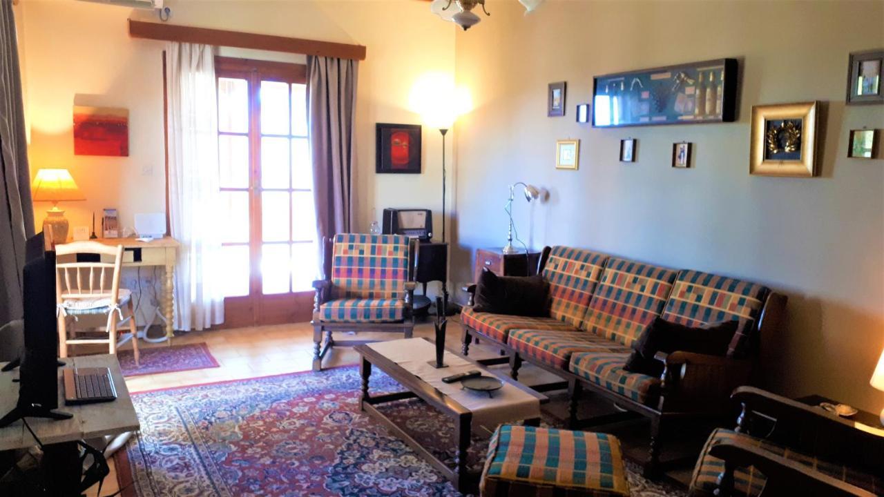 아르테미다 Vravrona Family House 빌라 외부 사진